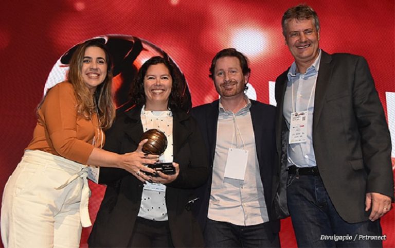 Petronect leva troféus prata e bronze