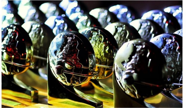 troféus que serão entregues no XXV prêmioABT