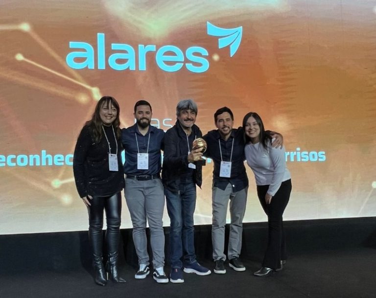 A Alares, operadora independente de telecomunicações, venceu duas categorias no Prêmio SMART CUSTOMER 2024, destacando-se em "Relacionamento com Colaboradores" e "Respeito ao Cliente".
