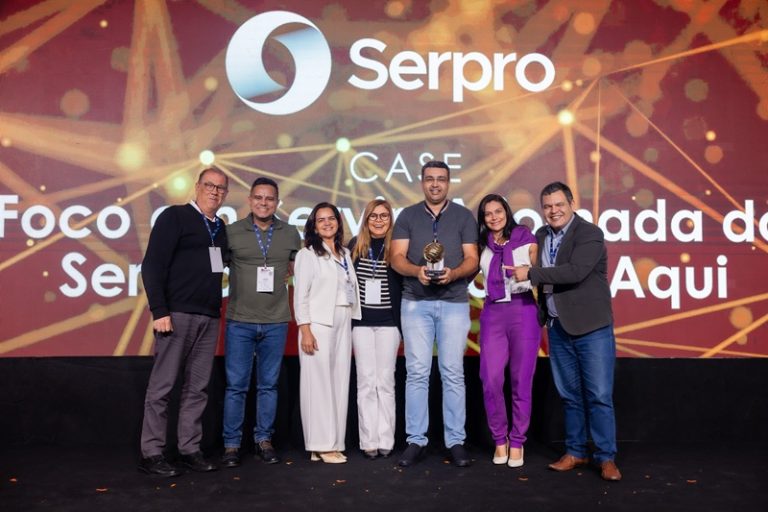 Serpro vence no SMART CUSTOMER 2025 como única estatal premiada