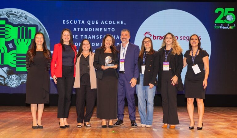Executivos da Bradesco Seguros recebem PrêmioABT