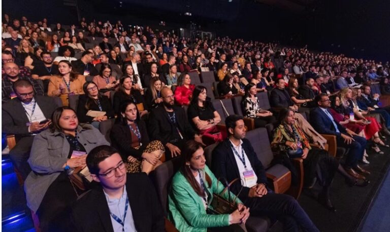 Executivos de CX no evento do PrêmioABT