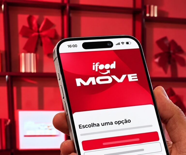 Foto de um celular com o logo do iFood Move